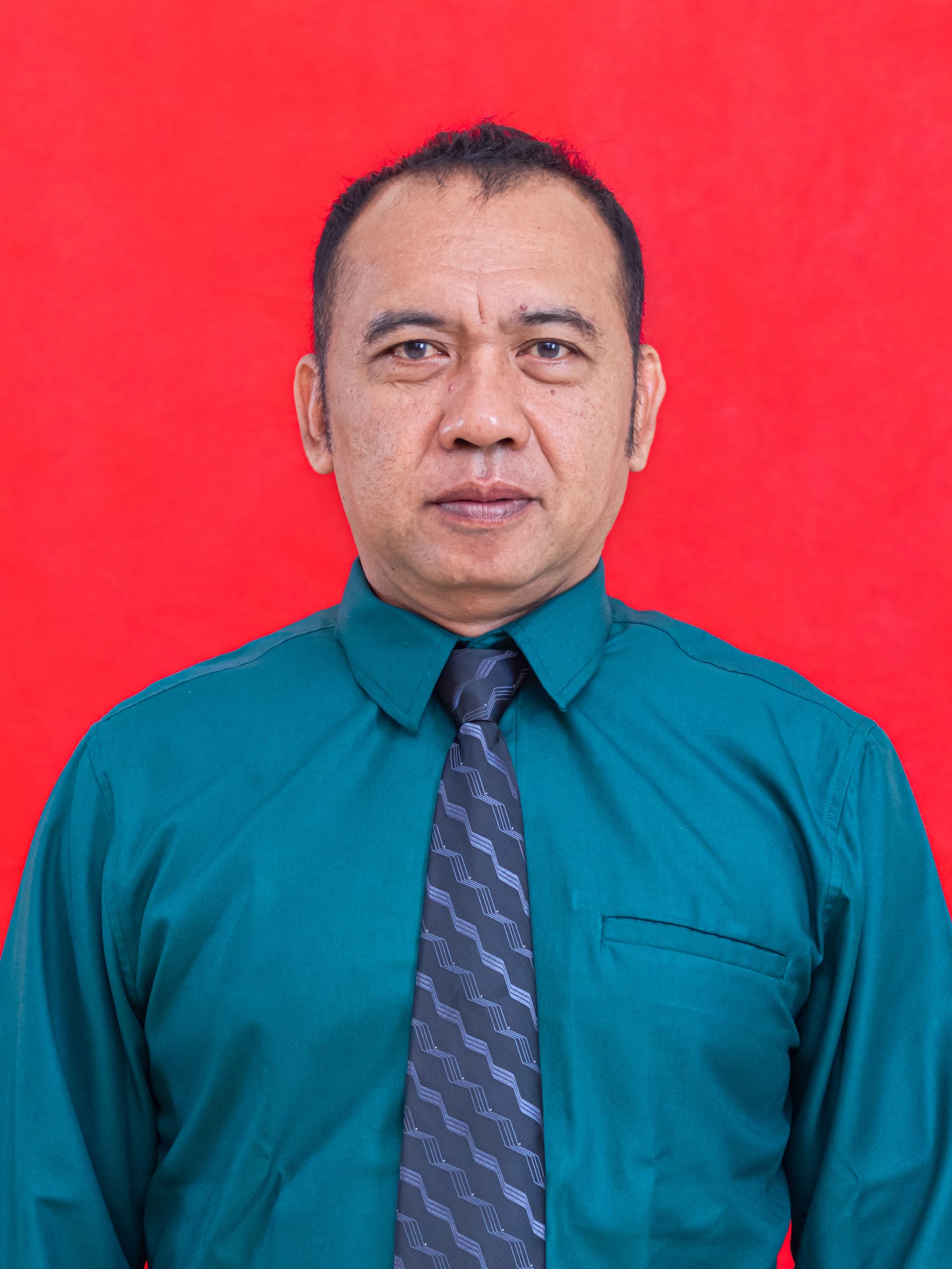 Beners Henly, S.Pd.
